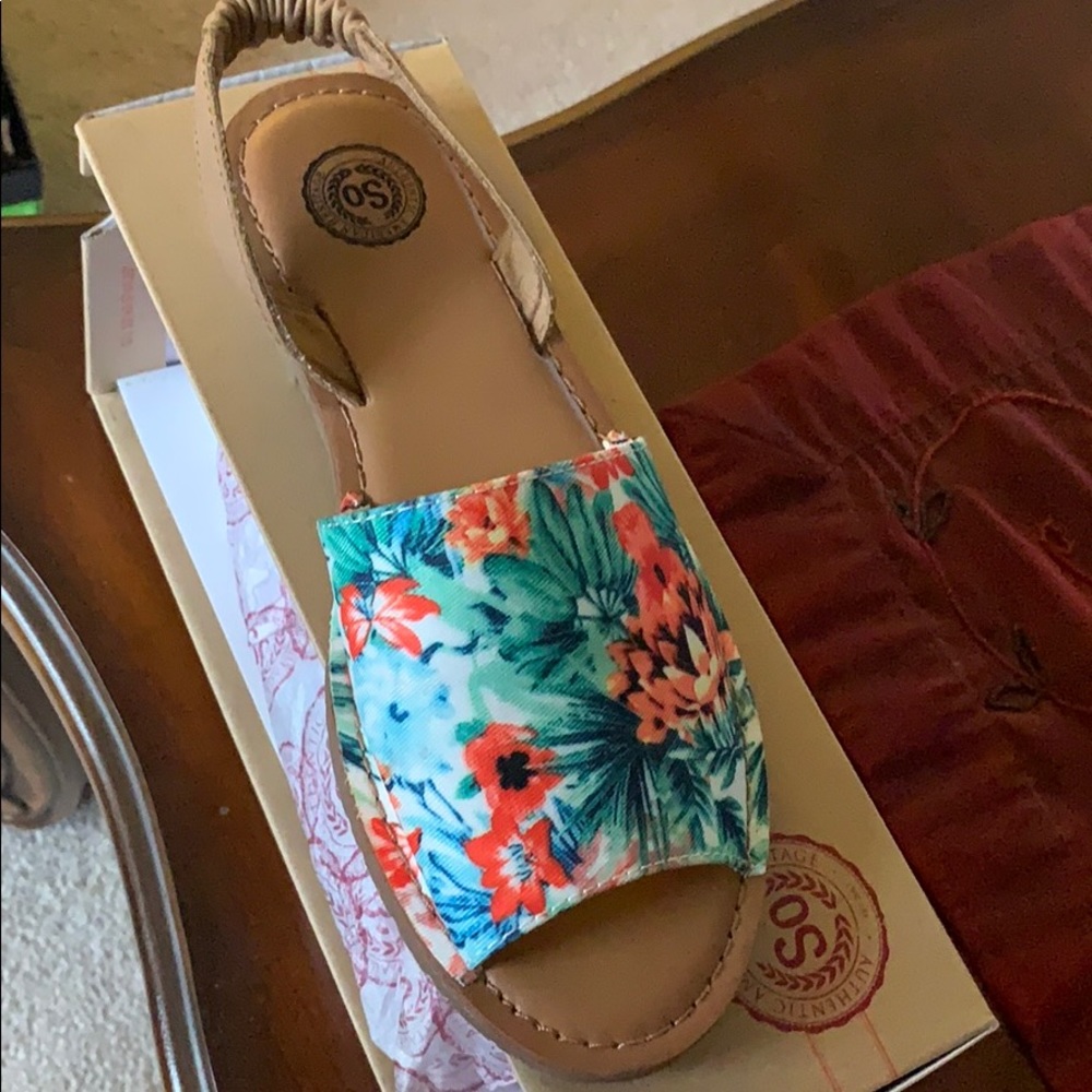 Shoes
